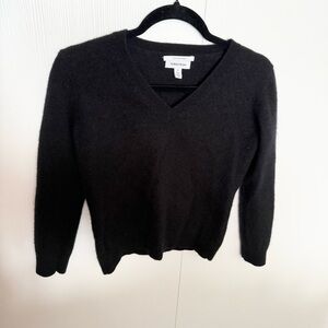 Nordstrom Women's Elegant Black V-Neck Sweater size small-medium